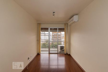 Sala de apartamento à venda com 2 quartos, 74m² em Tijuca, Rio de Janeiro