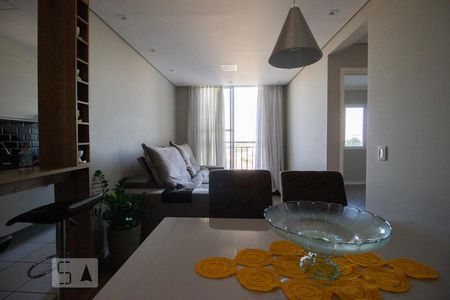 Sala de apartamento à venda com 2 quartos, 50m² em Jardim Cirino, Osasco