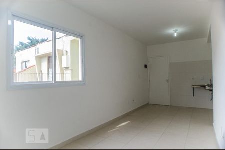 Sala de apartamento para alugar com 1 quarto, 35m² em Vila Mazzei, São Paulo