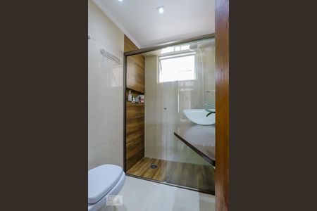 Banheiro de apartamento para alugar com 2 quartos, 70m² em Aclimação, São Paulo