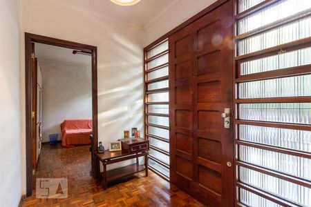Hall de casa à venda com 7 quartos, 350m² em Três Figueiras, Porto Alegre