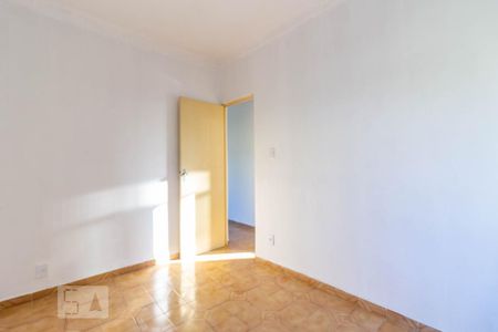 Quarto 2 de apartamento para alugar com 2 quartos, 45m² em Vila Valqueire, Rio de Janeiro