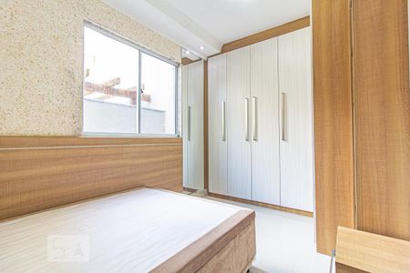 Quarto 2 de apartamento para alugar com 2 quartos, 70m² em Afonso Pena, São José dos Pinhais