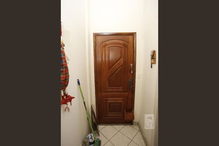 Entrada de apartamento à venda com 2 quartos, 60m² em São Francisco Xavier, Rio de Janeiro