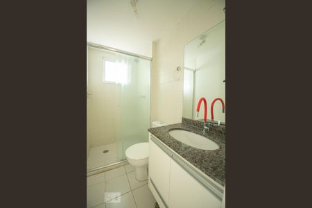 banheiro de apartamento para alugar com 3 quartos, 70m² em Jardim Ipaussurama, Campinas