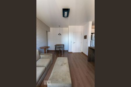 Sala de apartamento para alugar com 2 quartos, 68m² em Centro, Curitiba