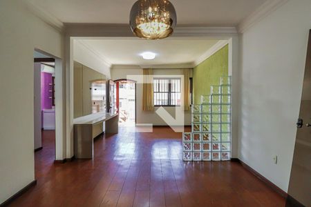 Sala de casa para alugar com 3 quartos, 160m² em Renascença, Belo Horizonte