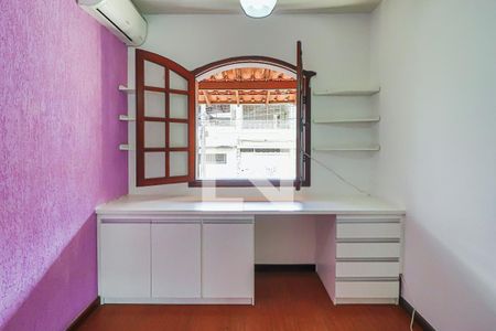 Quarto 1 de casa para alugar com 3 quartos, 160m² em Renascença, Belo Horizonte