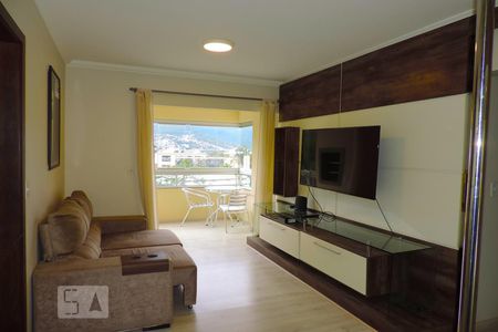 Sala de apartamento para alugar com 2 quartos, 64m² em Saco Grande, Florianópolis