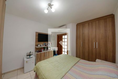 Suíte de casa à venda com 3 quartos, 180m² em Chácara Mafalda, São Paulo