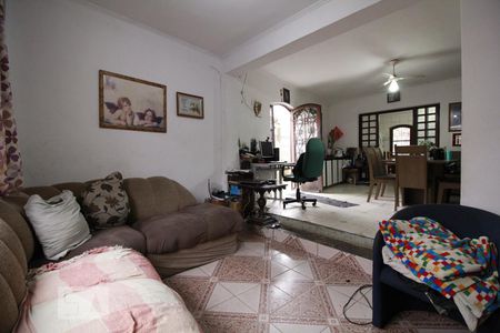 Sala de casa para alugar com 2 quartos, 250m² em Vila Monumento, São Paulo