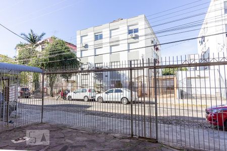 Vista do Quarto 1 de apartamento à venda com 3 quartos, 83m² em São Sebastião, Porto Alegre