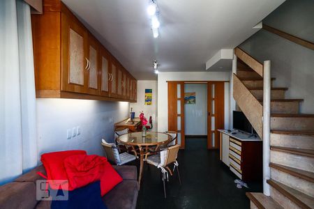 Sala de apartamento à venda com 2 quartos, 74m² em Recreio dos Bandeirantes, Rio de Janeiro