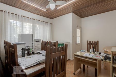 Sala de casa para alugar com 3 quartos, 153m² em Navegantes, Porto Alegre