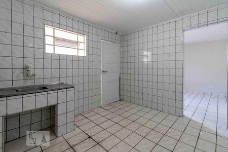 Cozinha de apartamento para alugar com 1 quarto, 35m² em Jardim Limoeiro, São Paulo