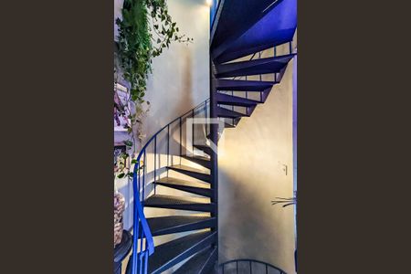 Escada de apartamento à venda com 1 quarto, 104m² em Vila Andrade, São Paulo