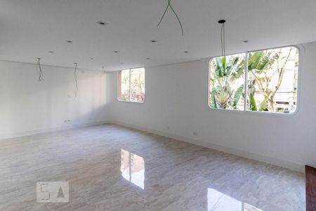 Apartamento à venda com 210m², 3 quartos e 4 vagasSala