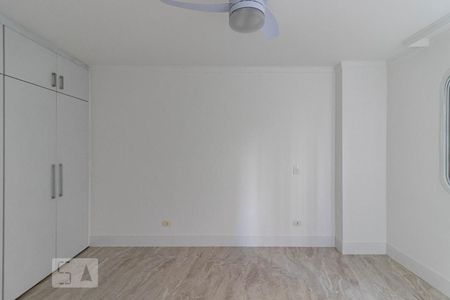 Apartamento à venda com 210m², 3 quartos e 4 vagas Apartamento à venda com 210m², 3 quartos e 4 vagasQuarto 2