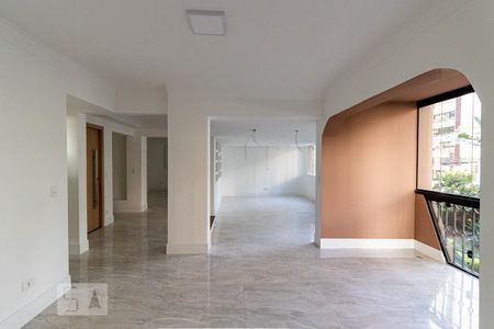 Apartamento à venda com 210m², 3 quartos e 4 vagas Apartamento à venda com 210m², 3 quartos e 4 vagasSala