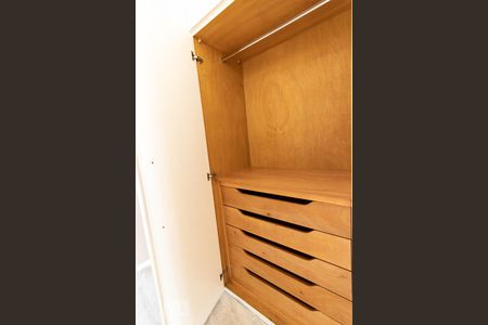 Apartamento à venda com 210m², 3 quartos e 4 vagas Apartamento à venda com 210m², 3 quartos e 4 vagasSuíte