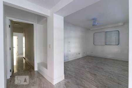 Apartamento à venda com 210m², 3 quartos e 4 vagas Apartamento à venda com 210m², 3 quartos e 4 vagasSala