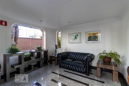 Apartamento à venda com 210m², 3 quartos e 4 vagas Apartamento à venda com 210m², 3 quartos e 4 vagasÁrea comum do prédio