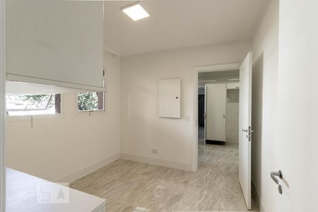 Apartamento à venda com 210m², 3 quartos e 4 vagas Apartamento à venda com 210m², 3 quartos e 4 vagasCopa