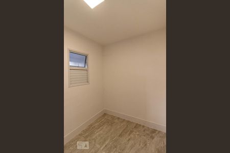 Apartamento à venda com 210m², 3 quartos e 4 vagas Apartamento à venda com 210m², 3 quartos e 4 vagasQuarto