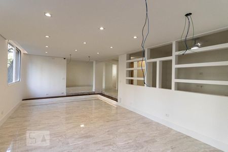 Apartamento à venda com 210m², 3 quartos e 4 vagas Apartamento à venda com 210m², 3 quartos e 4 vagasSala