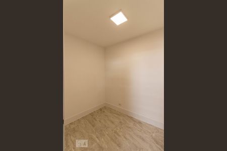 Apartamento à venda com 210m², 3 quartos e 4 vagas Apartamento à venda com 210m², 3 quartos e 4 vagasQuarto