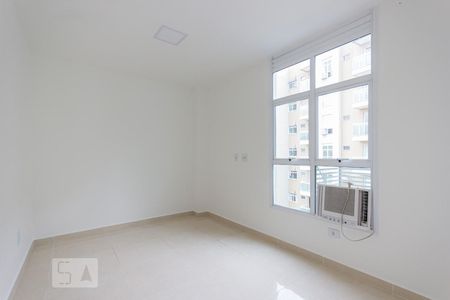 Quarto 1 de apartamento à venda com 2 quartos, 60m² em Taquara, Rio de Janeiro