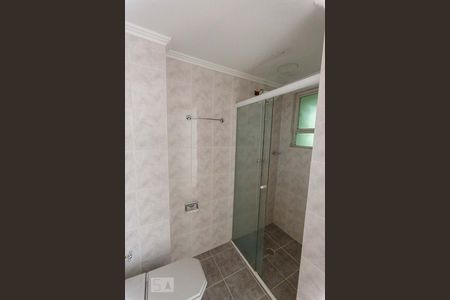Banheiro de apartamento para alugar com 1 quarto, 35m² em Bela Vista, Porto Alegre