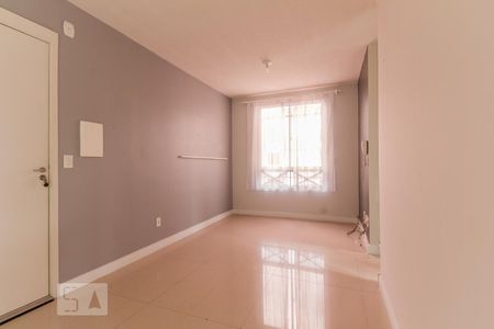 Sala de apartamento para alugar com 2 quartos, 47m² em Mário Quintana, Porto Alegre