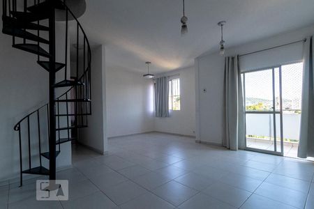 Sala de apartamento para alugar com 2 quartos, 60m² em Campinho, Rio de Janeiro