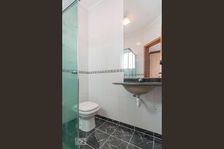Banheiro da Suíte de apartamento para alugar com 3 quartos, 85m² em Campestre, Santo André