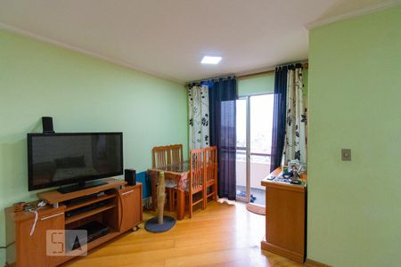 Sala de apartamento à venda com 3 quartos, 62m² em Parque Císper, São Paulo