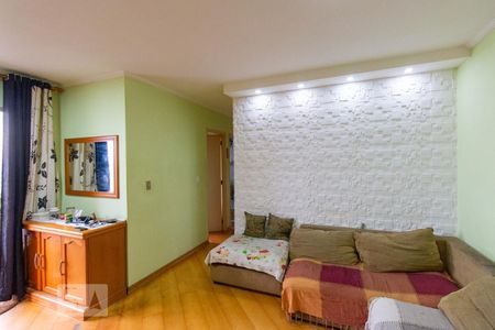 Sala de apartamento à venda com 3 quartos, 62m² em Parque Císper, São Paulo