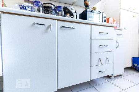 Apartamento para alugar com 58m², 2 quartos e 1 vaga Apartamento para alugar com 58m², 2 quartos e 1 vagaCozinha - Armários