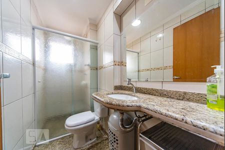 Banheiro  de apartamento para alugar com 2 quartos, 60m² em Vila Alzira, Santo André