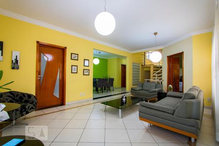 Sala de Estar de casa à venda com 4 quartos, 348m² em Parque das Nações, Santo André