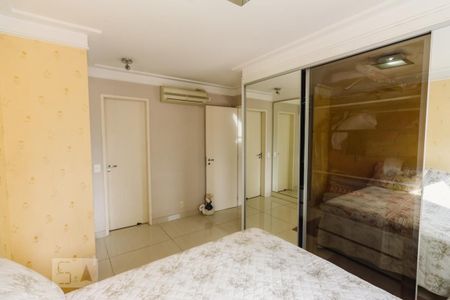 Suíte 1 de apartamento à venda com 1 quarto, 70m² em Vila Ipojuca, São Paulo