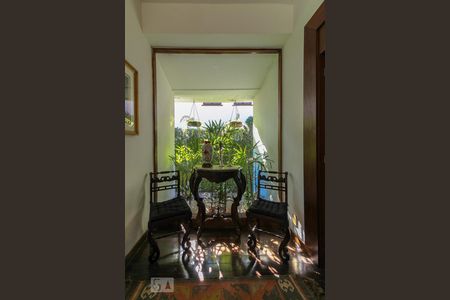 Corredor de casa de condomínio à venda com 4 quartos, 339m² em Itanhangá, Rio de Janeiro