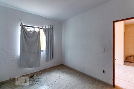 Casa à venda com 50m², 3 quartos e sem vaga Casa à venda com 50m², 3 quartos e sem vagaQuarto de Serviço