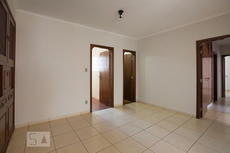 Sala de apartamento para alugar com 3 quartos, 153m² em Centro, Ribeirão Preto