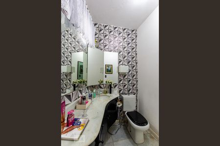 Banheiro da Suíte 1 de casa à venda com 3 quartos, 200m² em São Francisco, Niterói