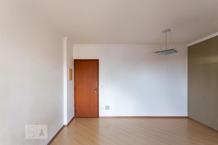 Sala de apartamento para alugar com 3 quartos, 71m² em Jaguaribe, Osasco