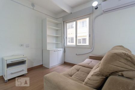 Sala de kitnet/studio à venda com 1 quarto, 34m² em Santana, Porto Alegre