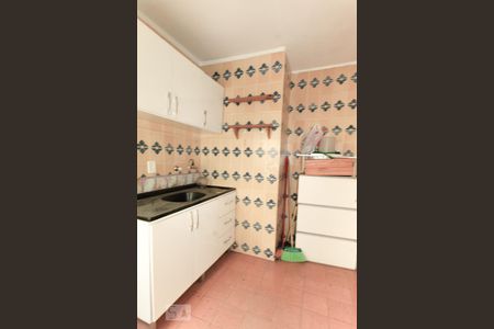 Cozinha de kitnet/studio à venda com 1 quarto, 35m² em São José, Porto Alegre