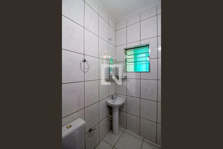 Banheiro de casa para alugar com 1 quarto, 26m² em Jardim Bom Clima, Guarulhos