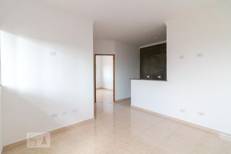 Sala de casa para alugar com 2 quartos, 40m² em Jardim Bandeirantes, Guarulhos